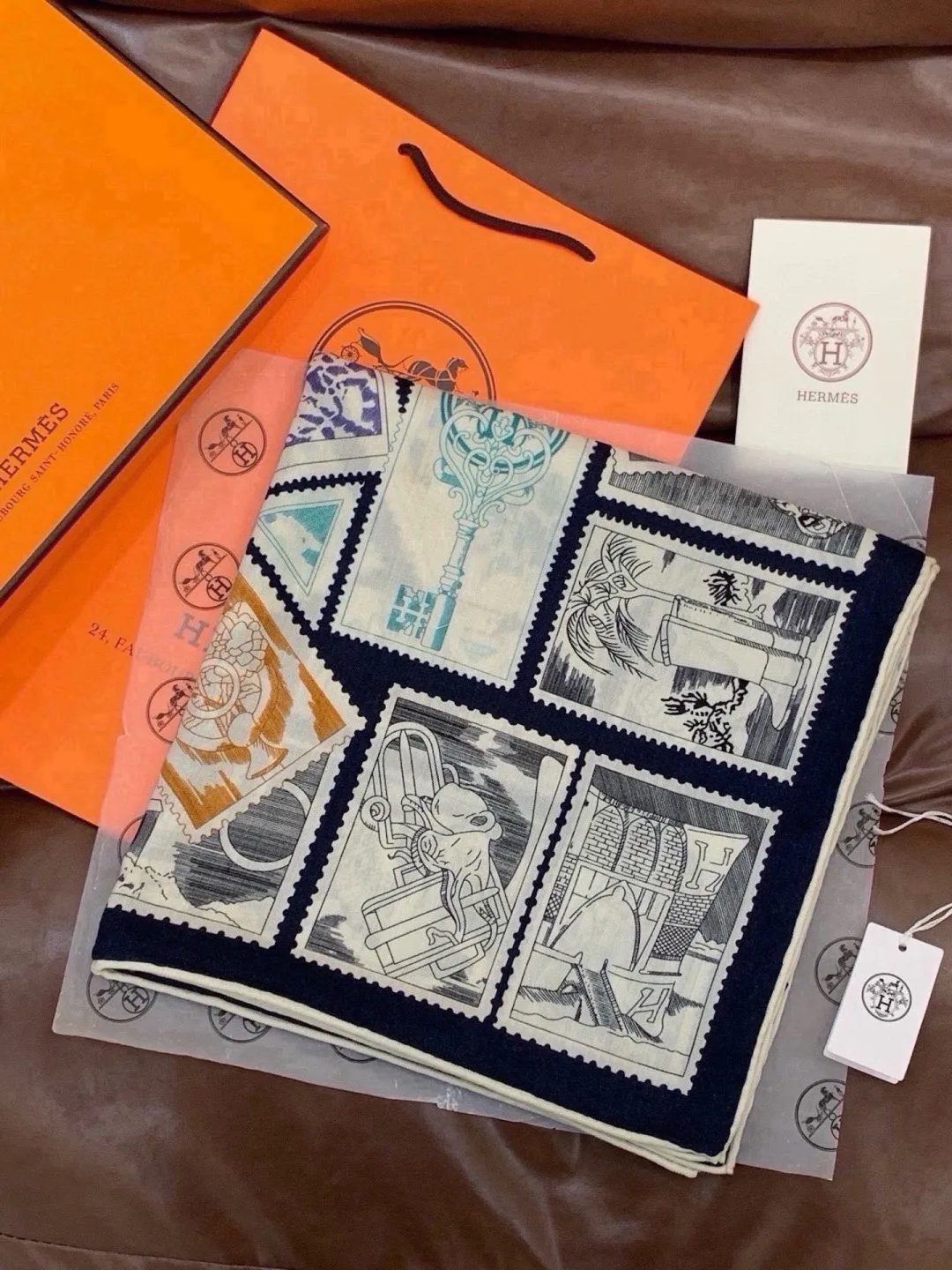 Silk Scarves HERMES 18003599