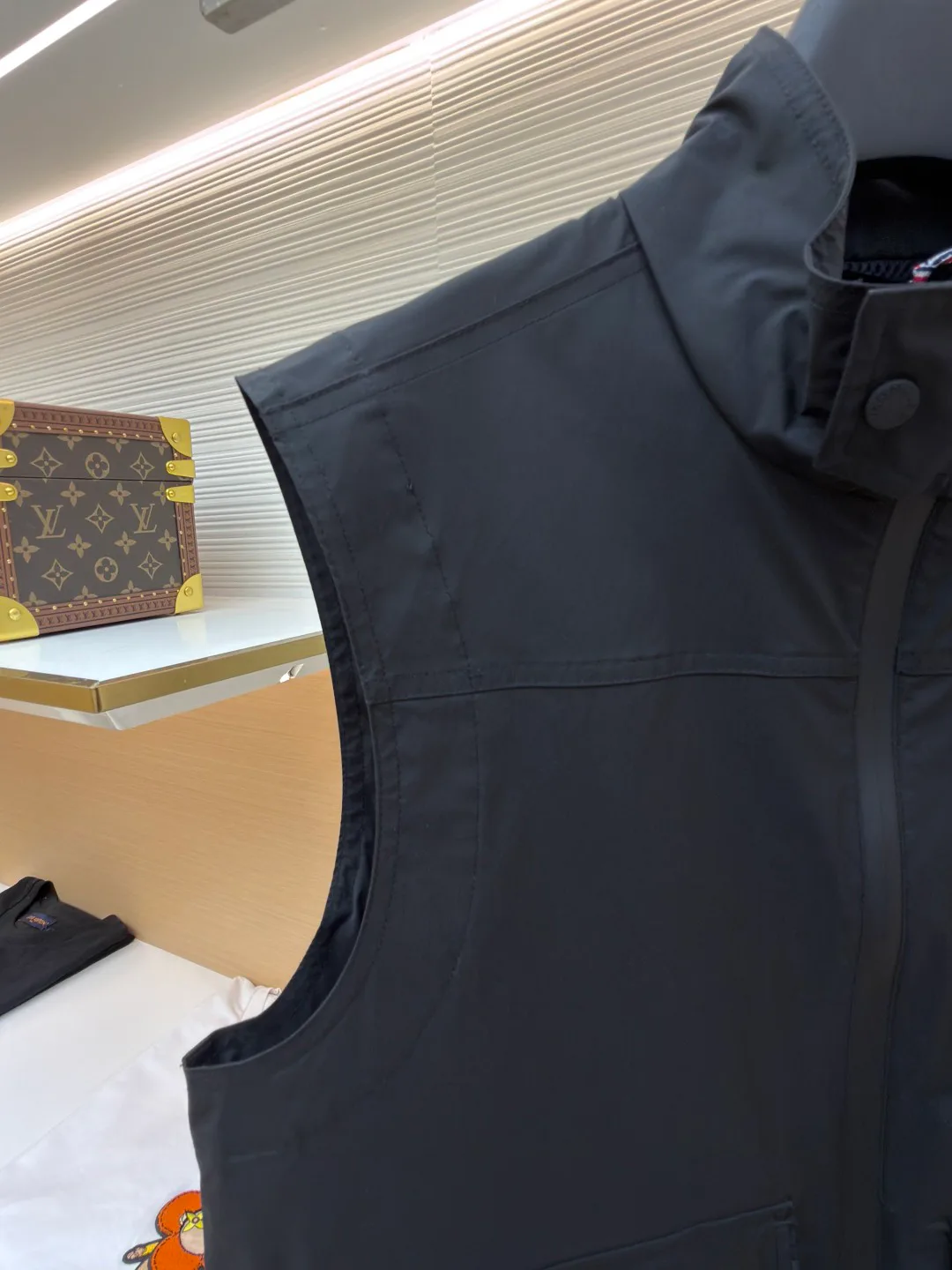 Men's Vests MONCLER 18359643