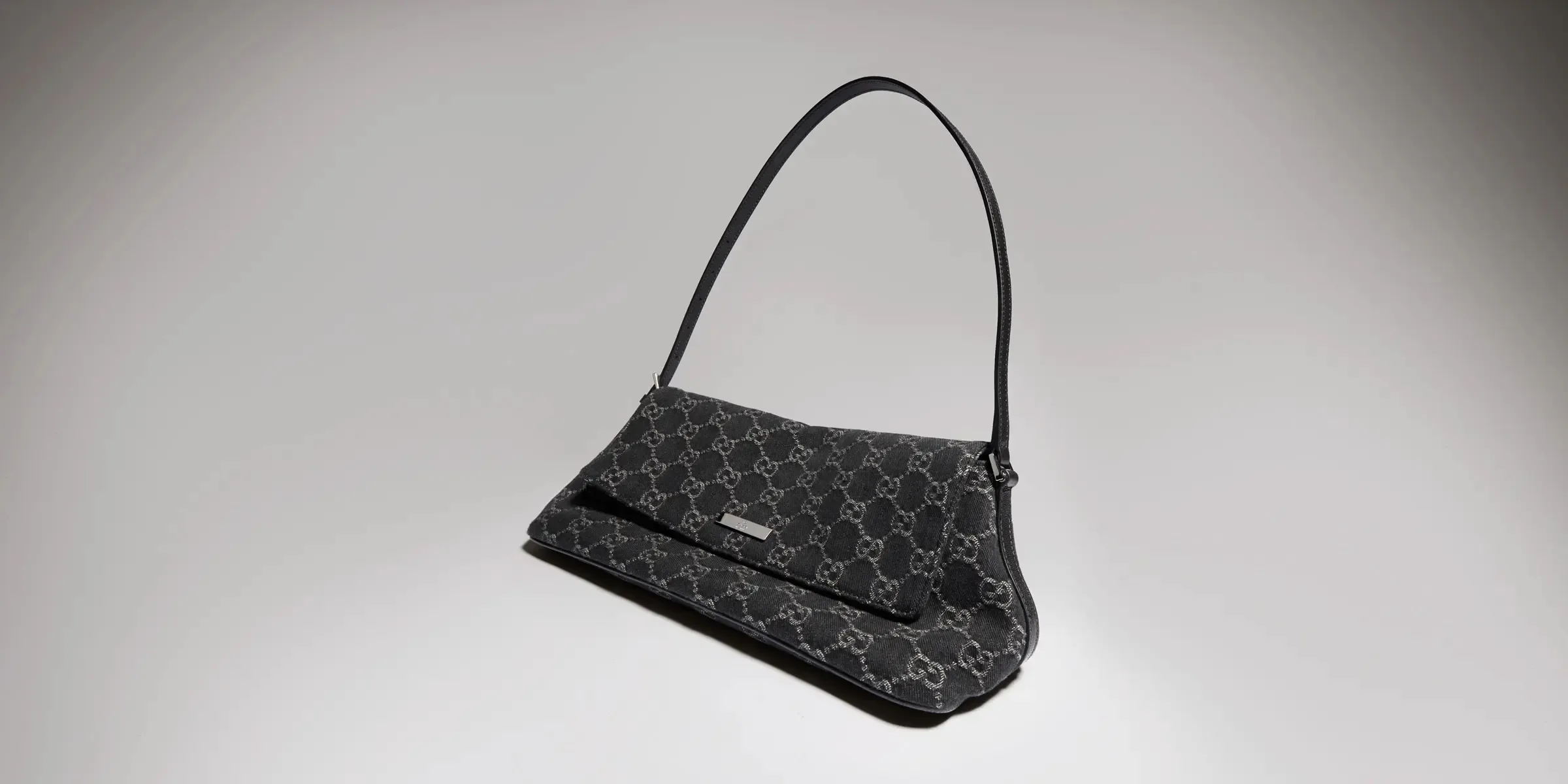 Women's Shoulder Bags GUCCI 17496236