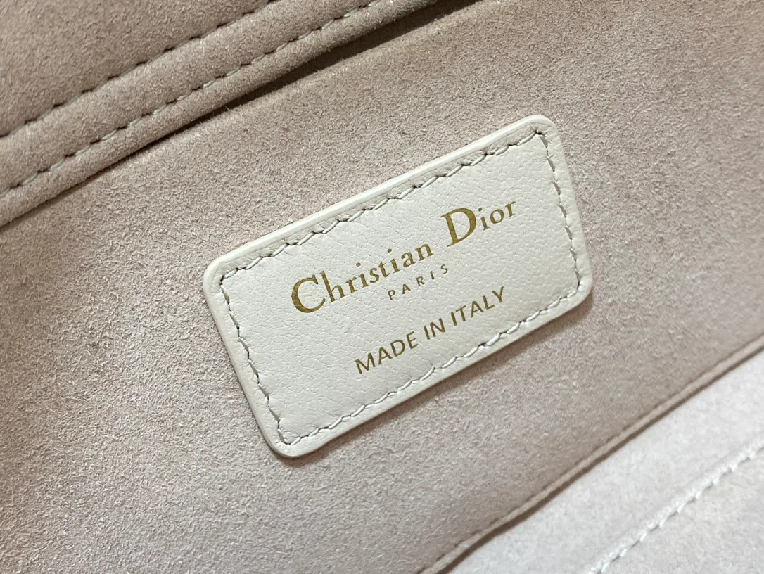 Women's Classic Handbags CHRISTIAN DIOR 17770407