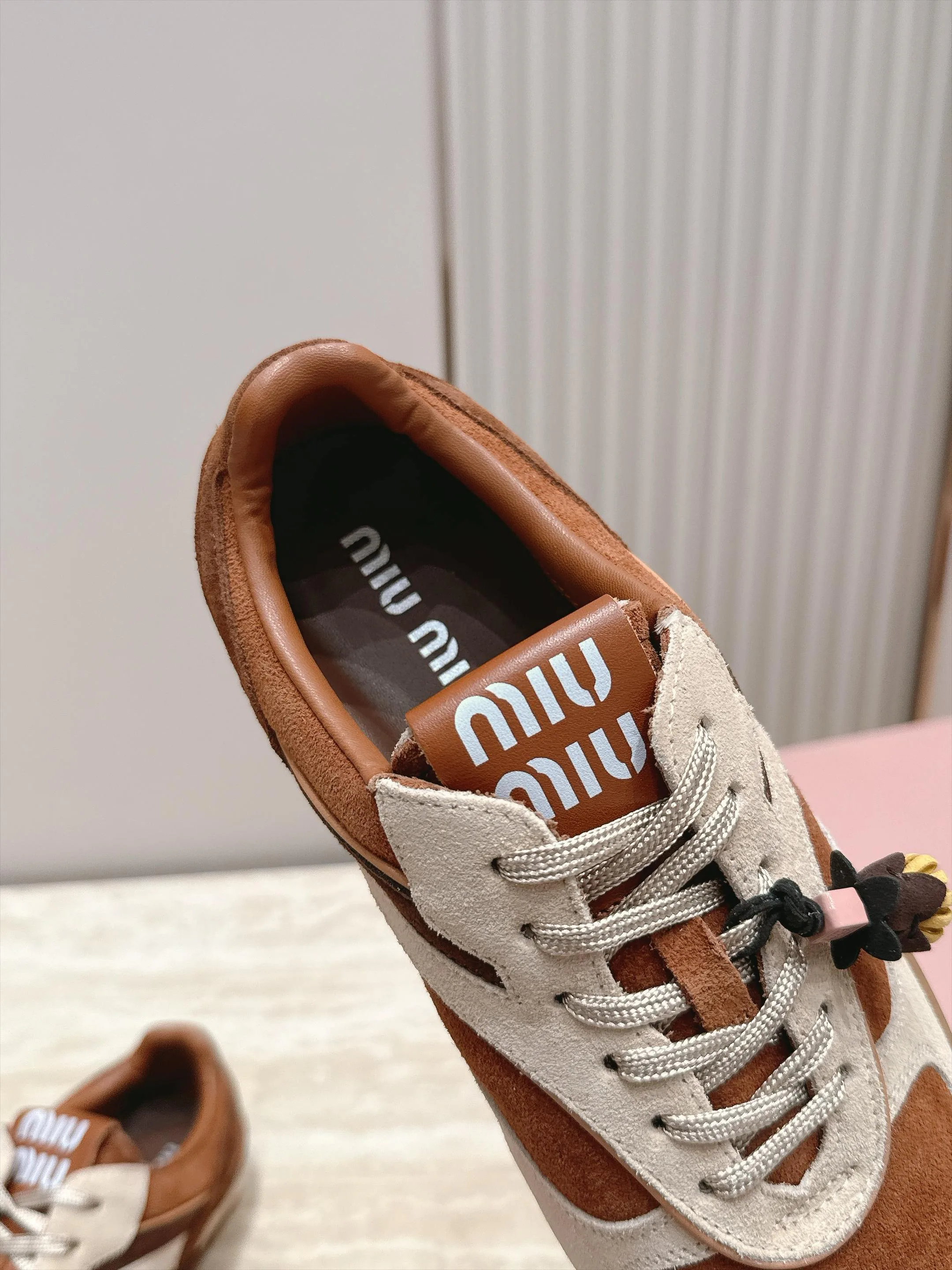Women's Sneakers MIU MIU 18436560