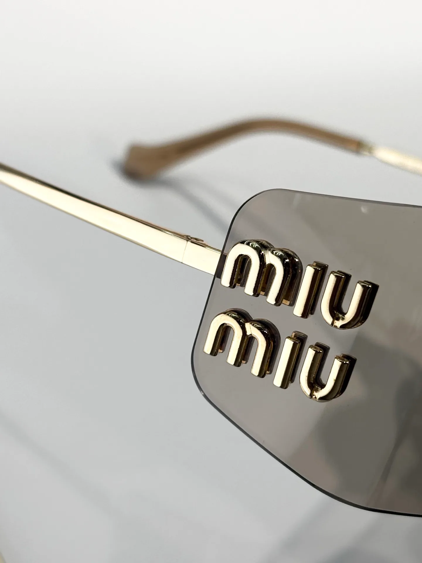 Glasses MIU MIU 17649641