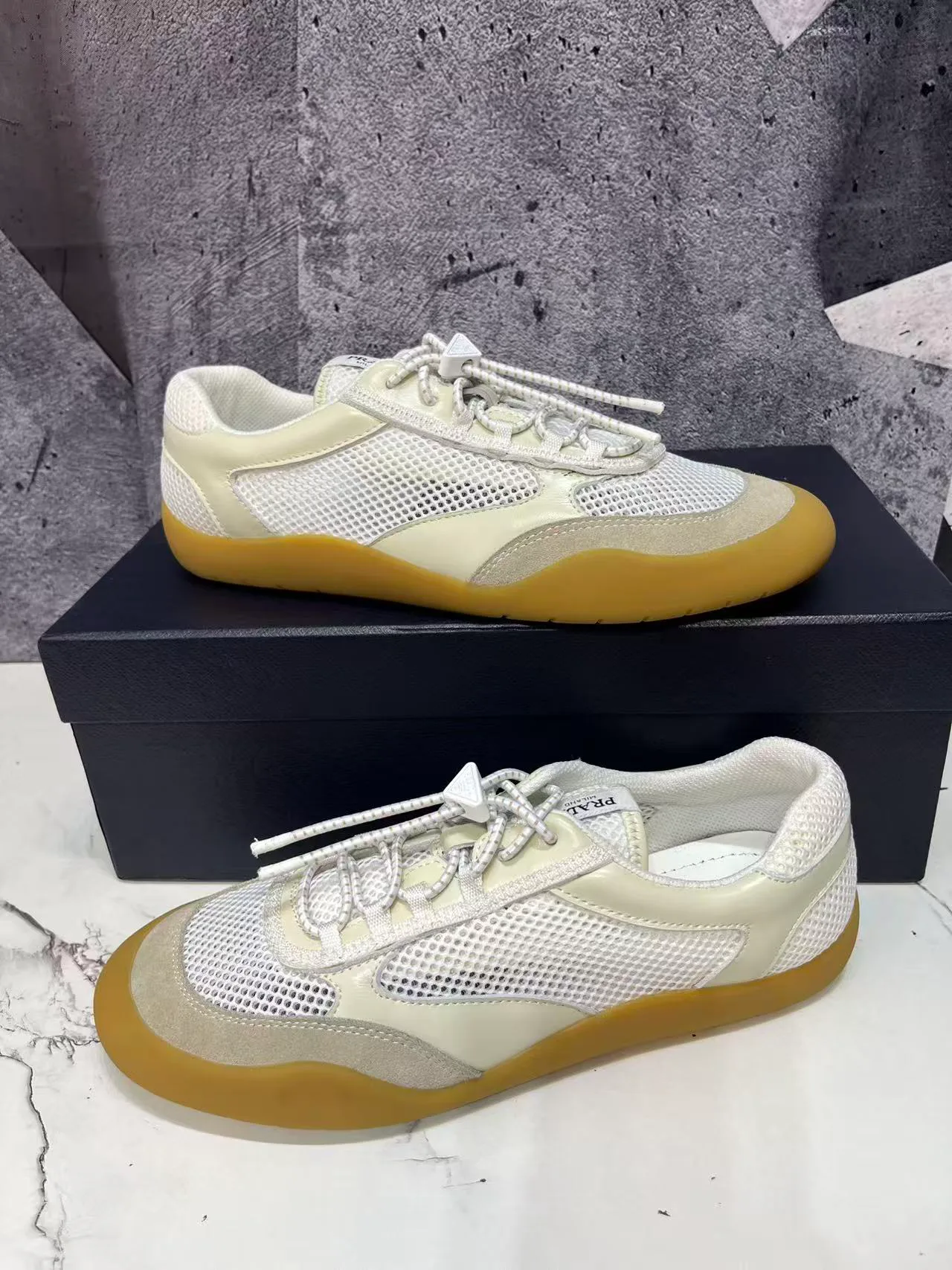 Men's Sneakers PRADA 17955455