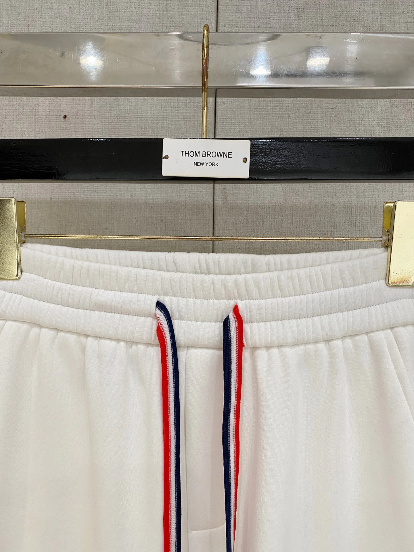 Men's Trousers MONCLER 18246761
