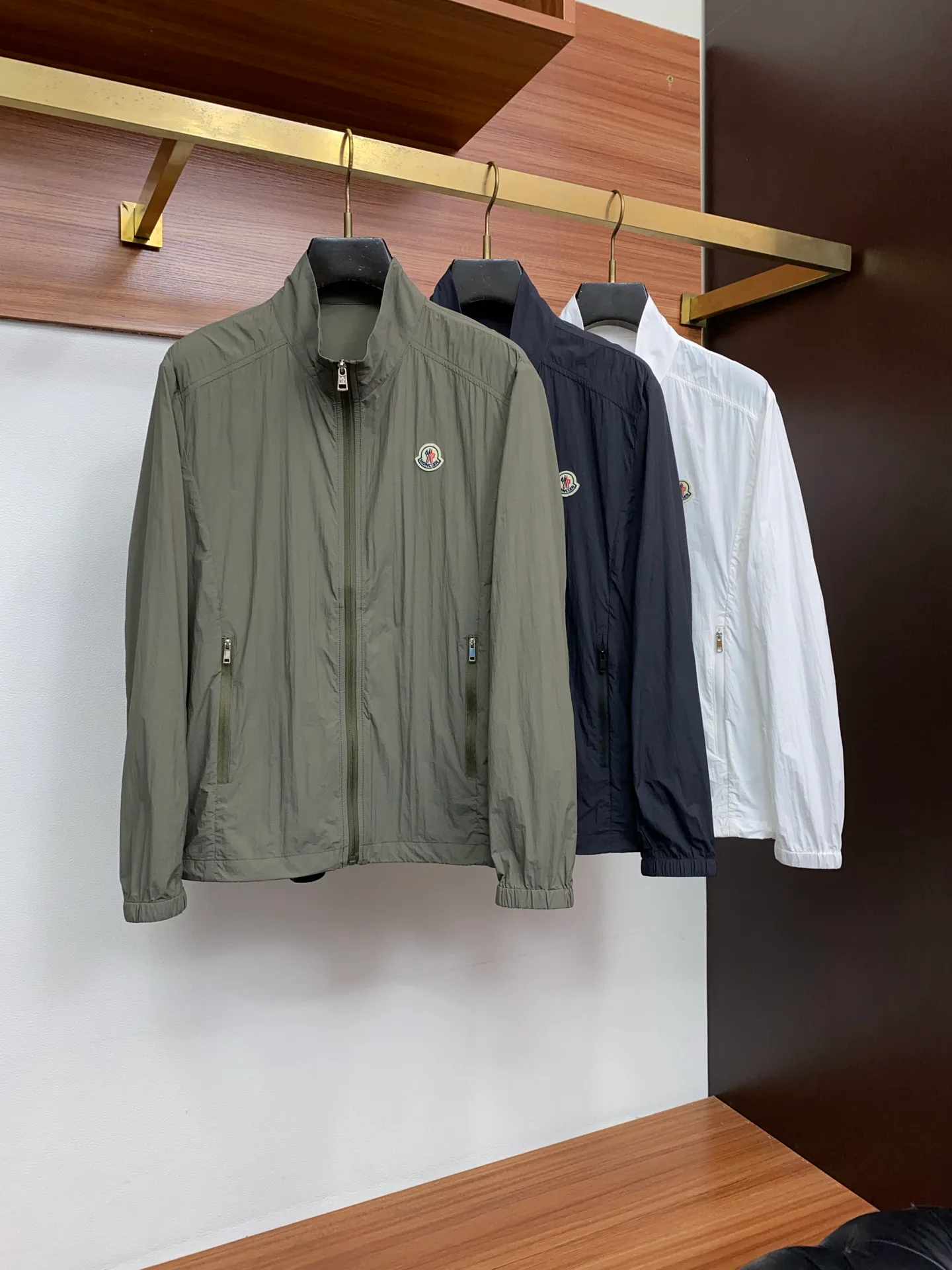 Men's Jackets And Down Jackets MONCLER 17510129