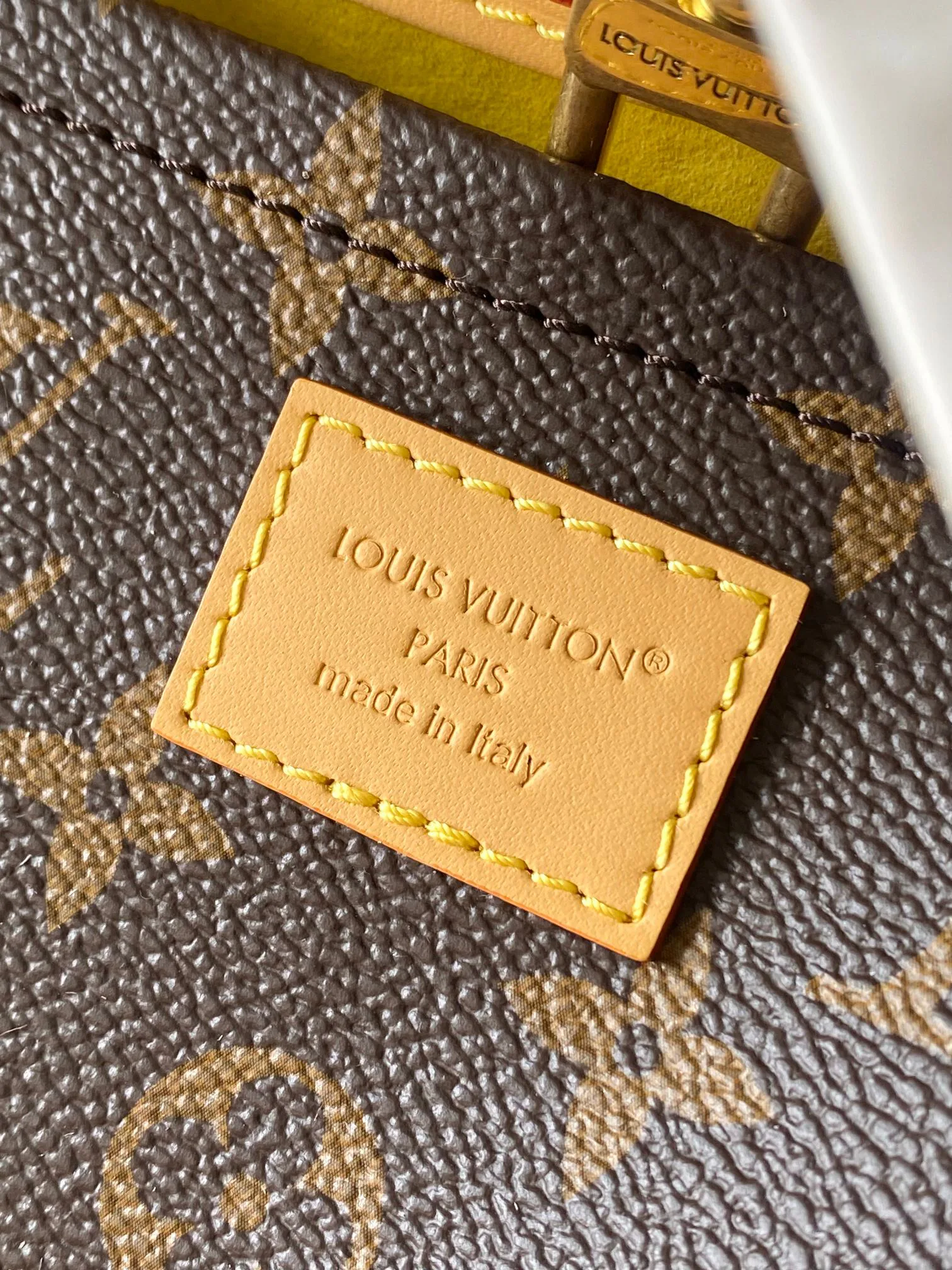 Women's Classic Handbags LOUIS VUITTON 18521086