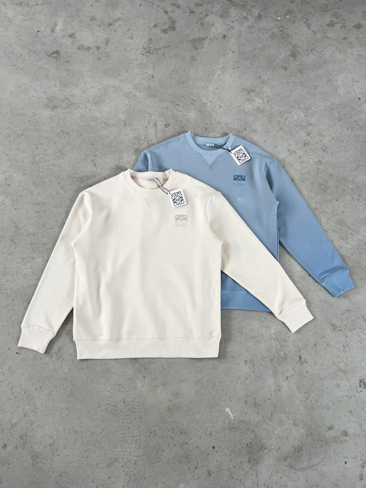 Women's Sweatshirts And Hoodies LOEWE 18204477