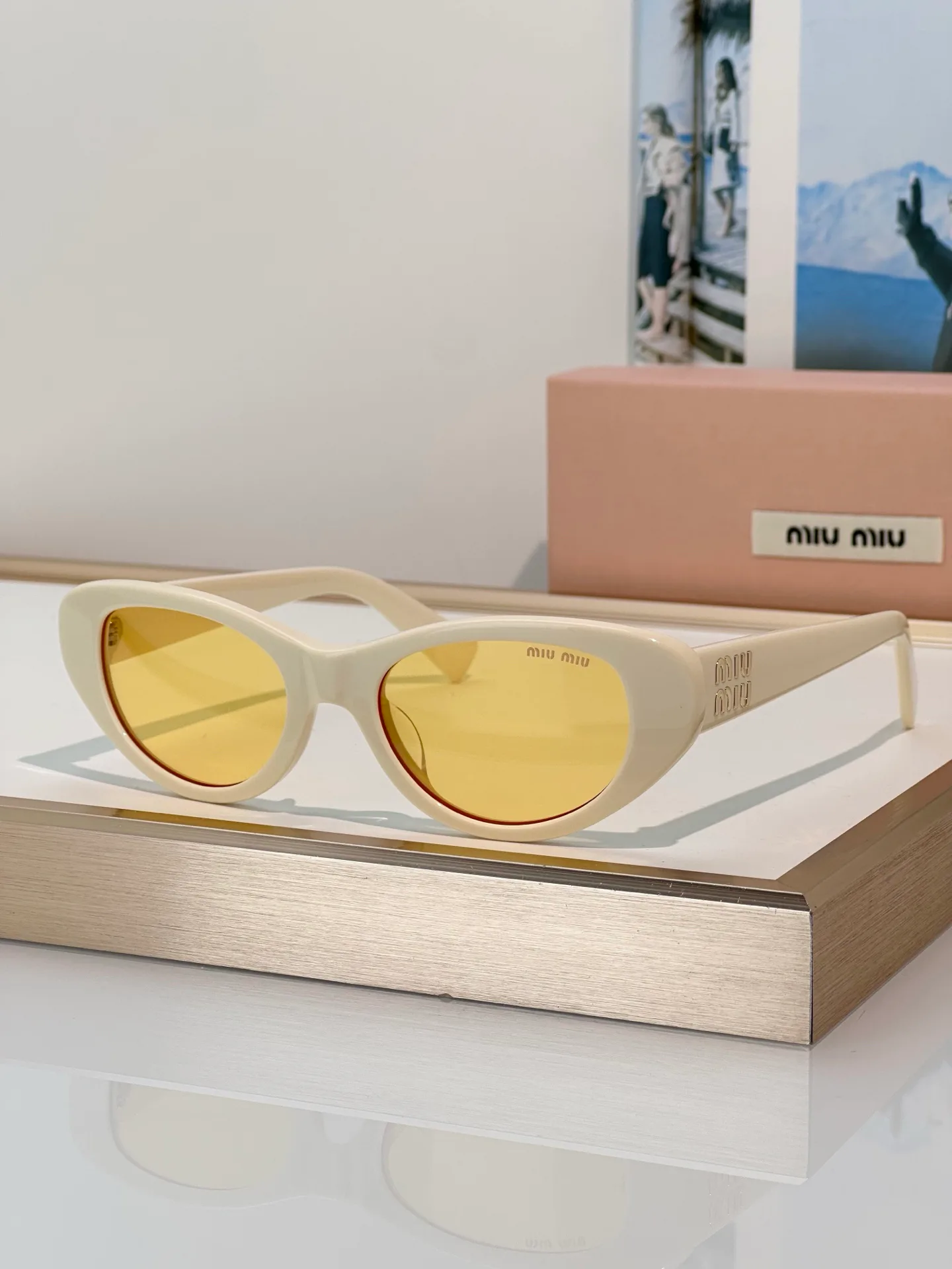 Glasses MIU MIU 17565428