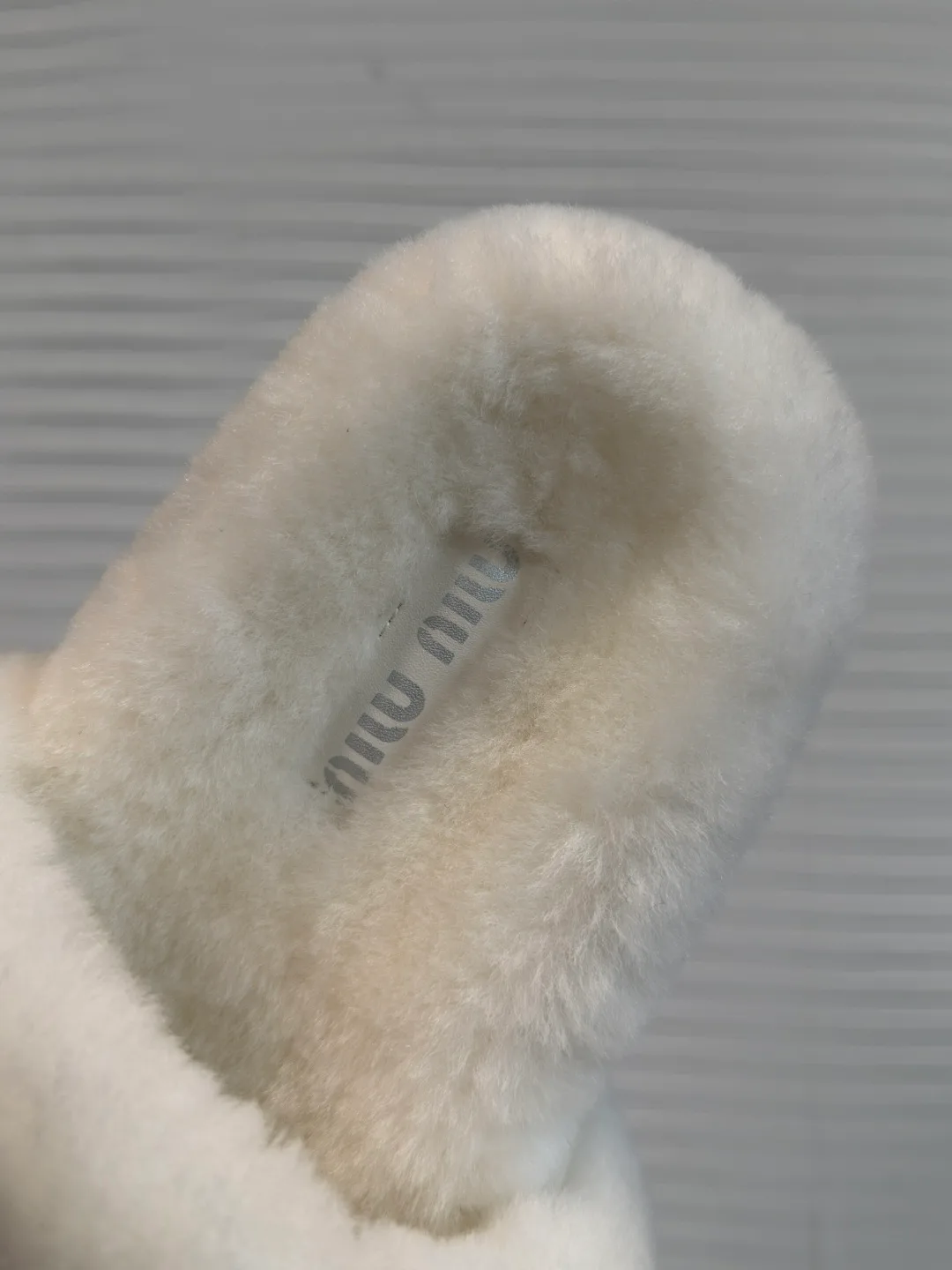 Women's Slippers MIU MIU 17931763