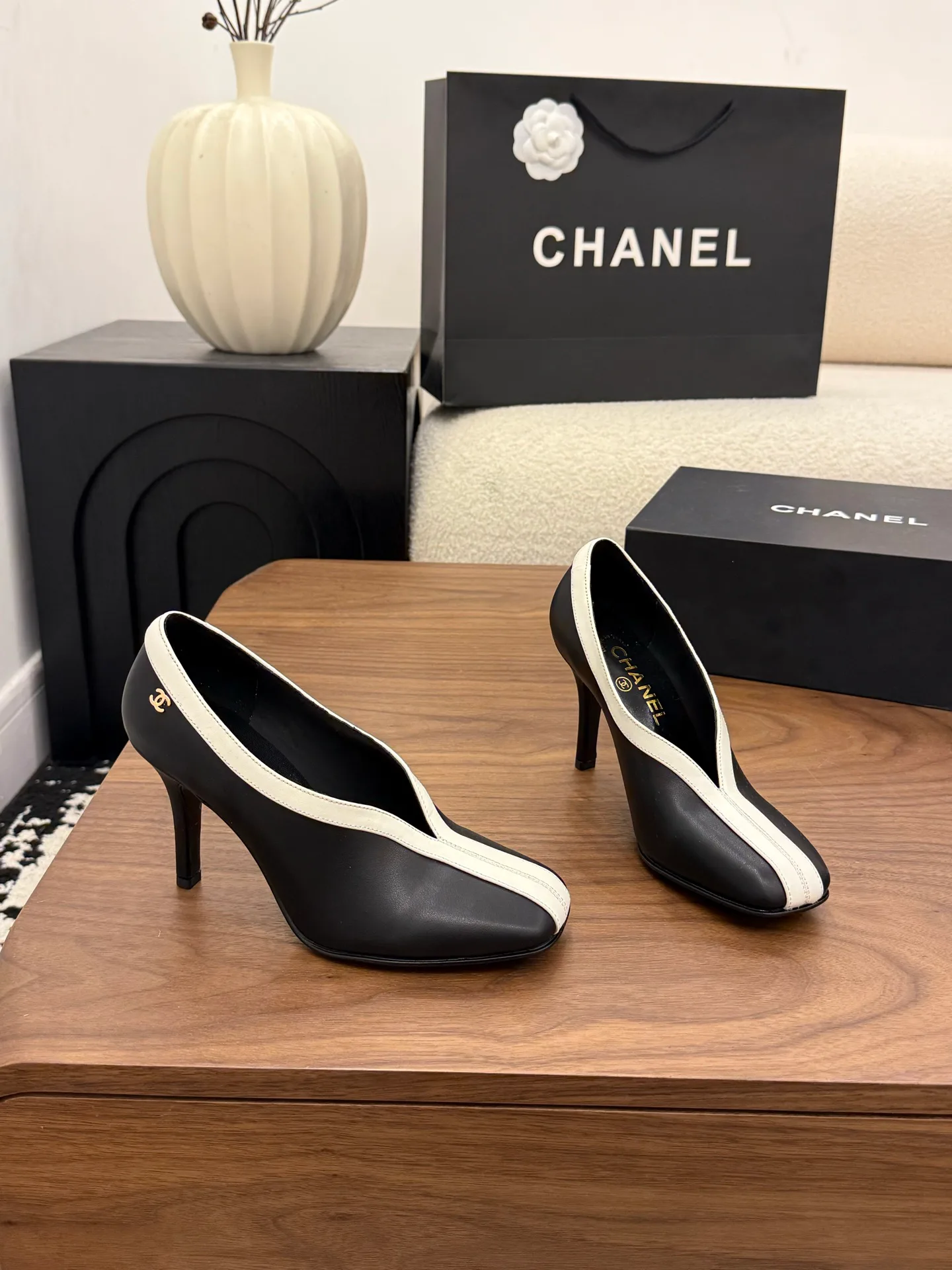 Women's Heels CHANEL 18275686