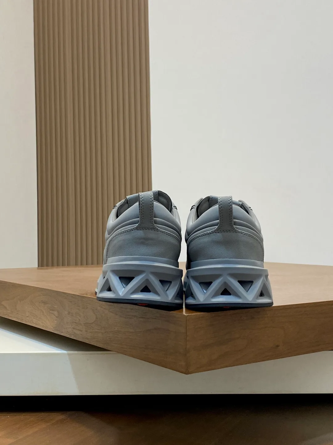 Men's Sneakers PRADA 18116619