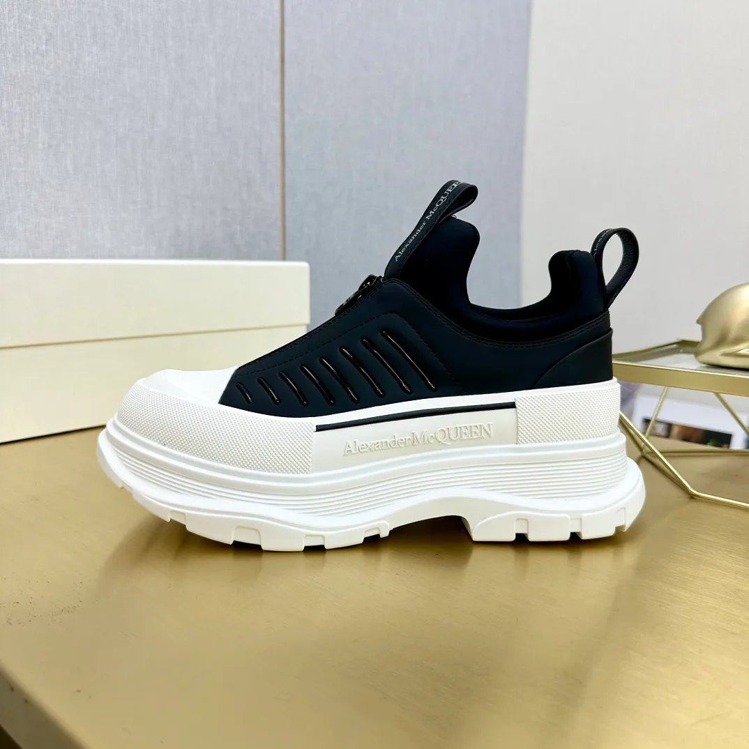 Women's Sneakers ALEXANDER MCQUEEN 18397476
