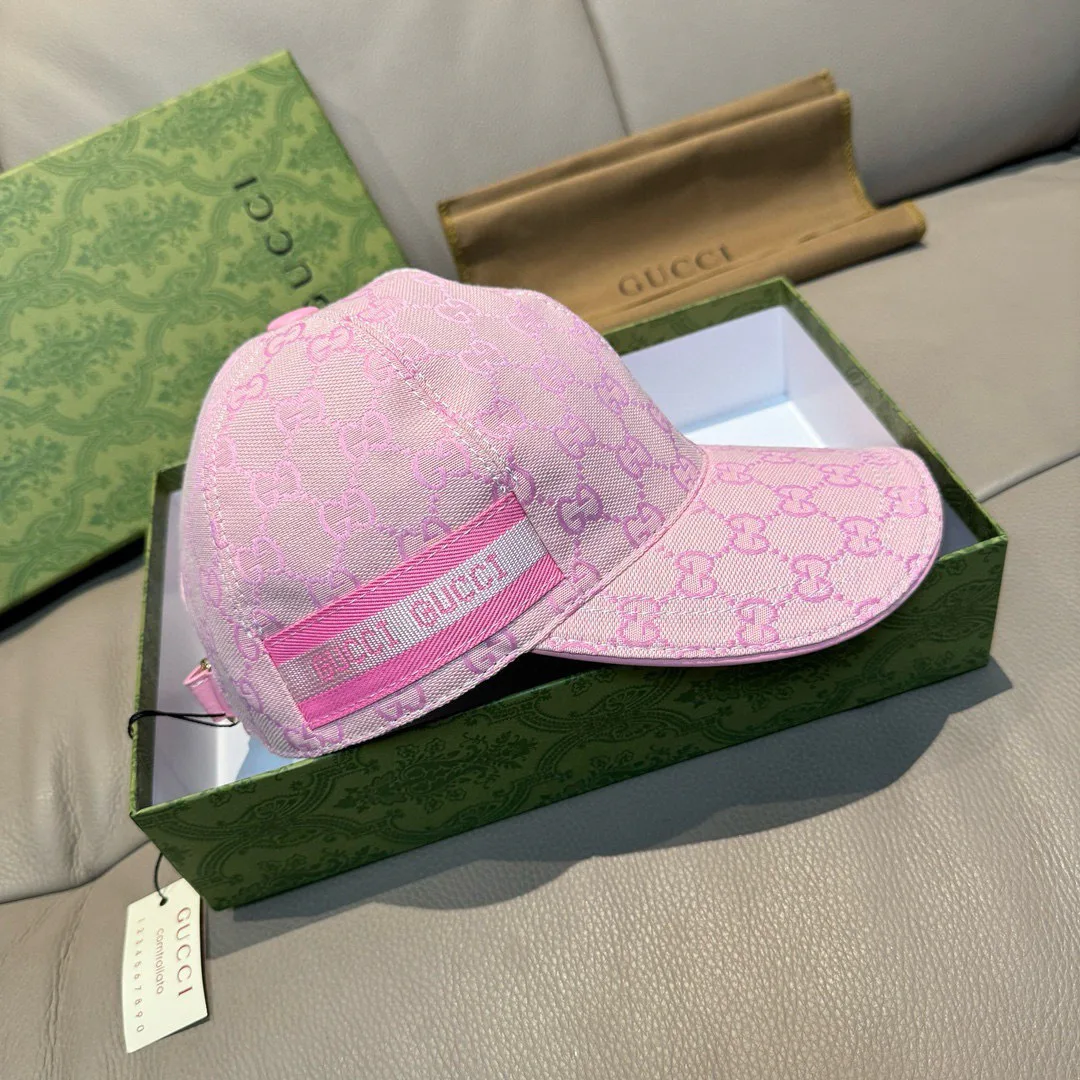 Hats GUCCI 18105291