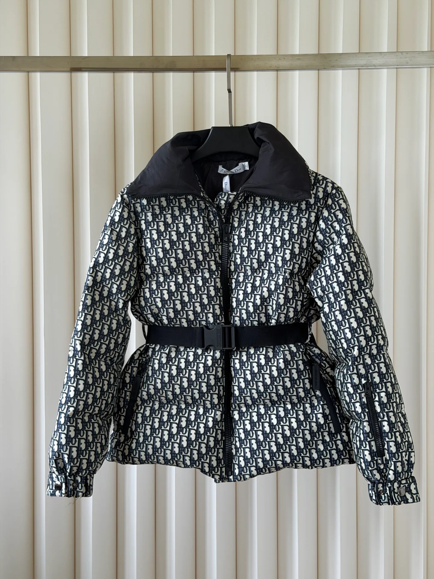 Women's Jackets And Down Jackets CHRISTIAN DIOR 17953380