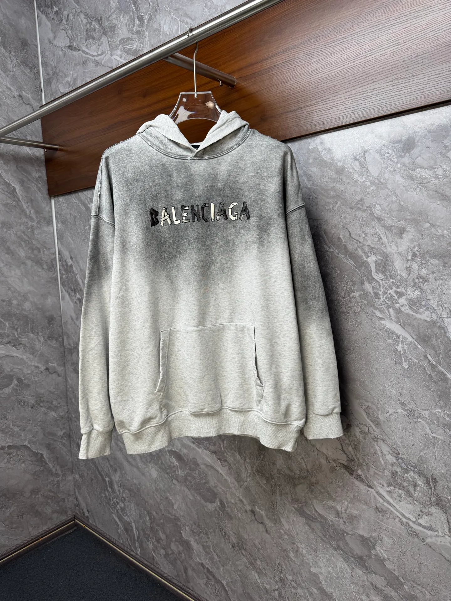 Women's Sweatshirts And Hoodies BALENCIAGA 18182350