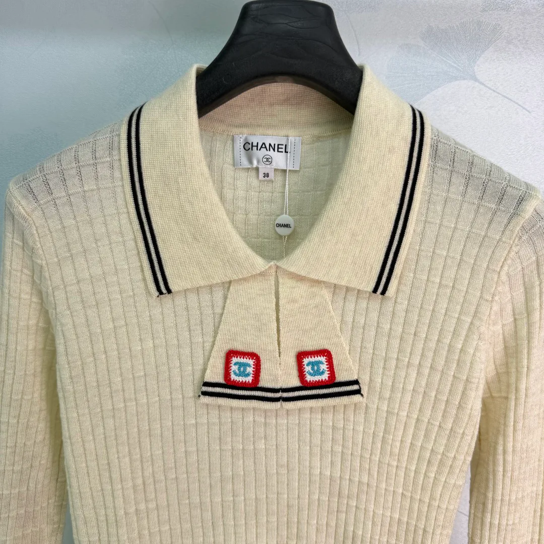 Women's Jumpers And Sweaters CHANEL 17429422