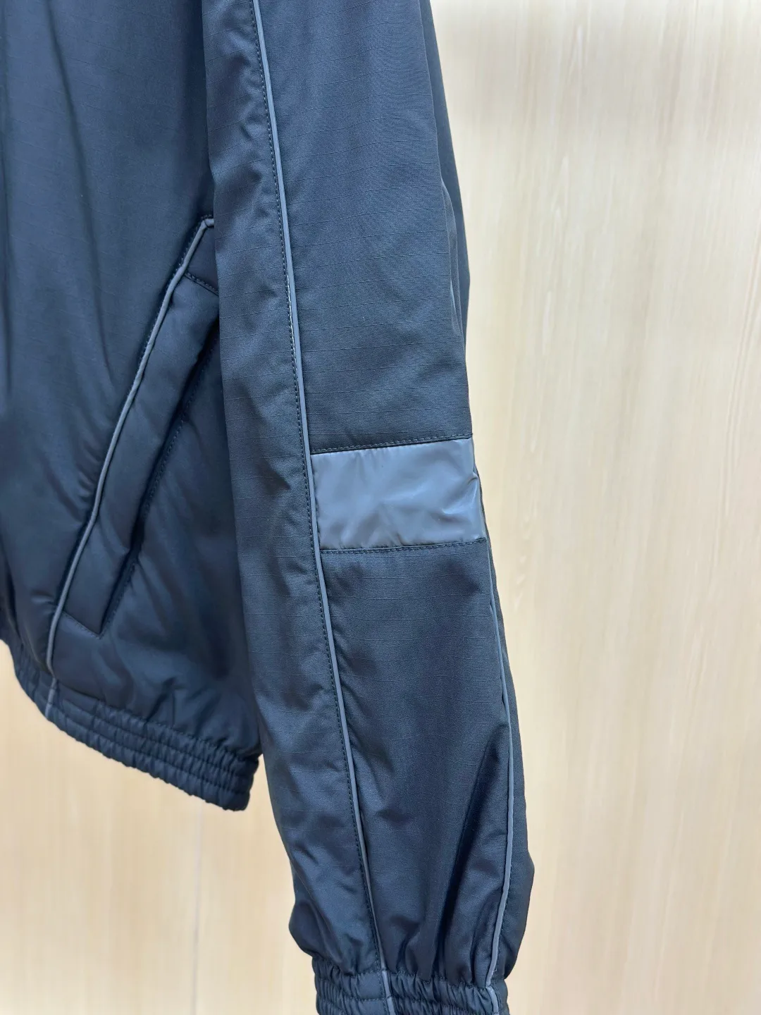 Куртки И Пуховики Мужские Balenciaga 18599285