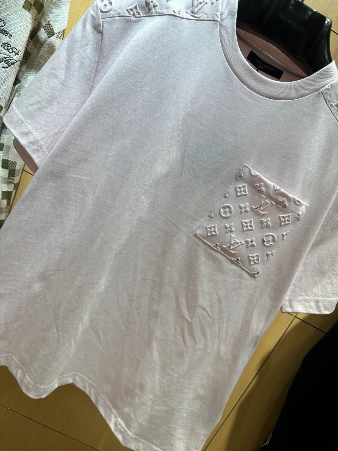 Men's T-Shirts LOUIS VUITTON 17813126