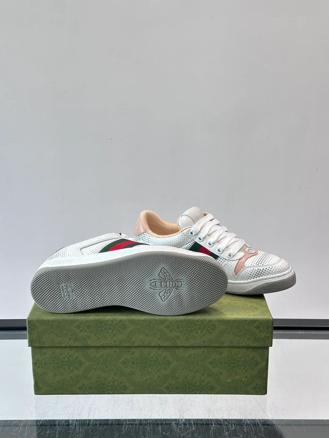 Men's Sneakers GUCCI 18142193