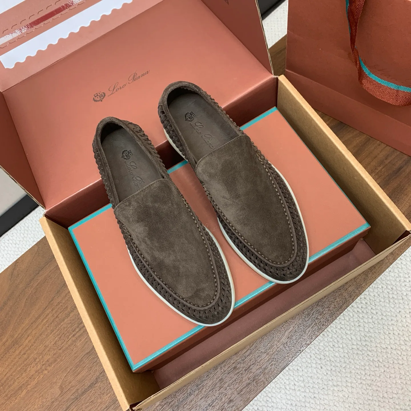 Men's Loafers And Dress Shoes LORO PIANA 18143001