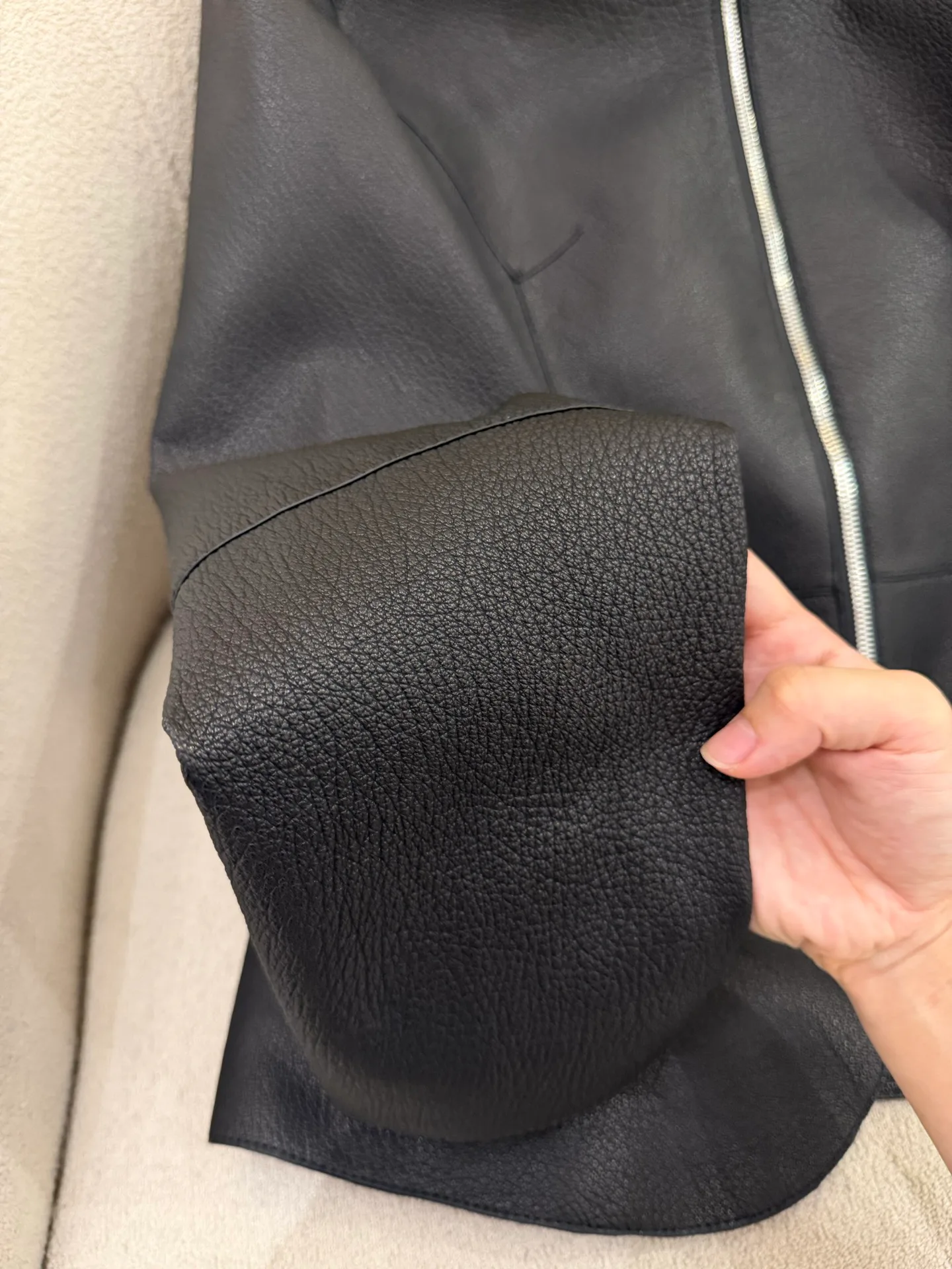 Women's Leather Jackets And Sheepskin Coats HERMES 17959243