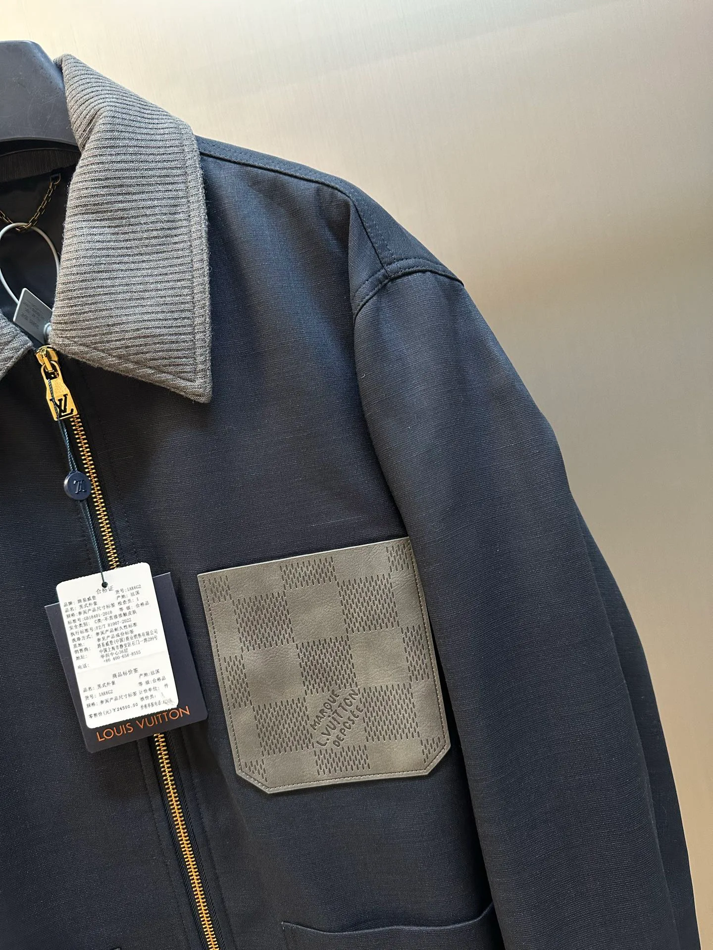 Men's Jackets And Down Jackets LOUIS VUITTON 18178962
