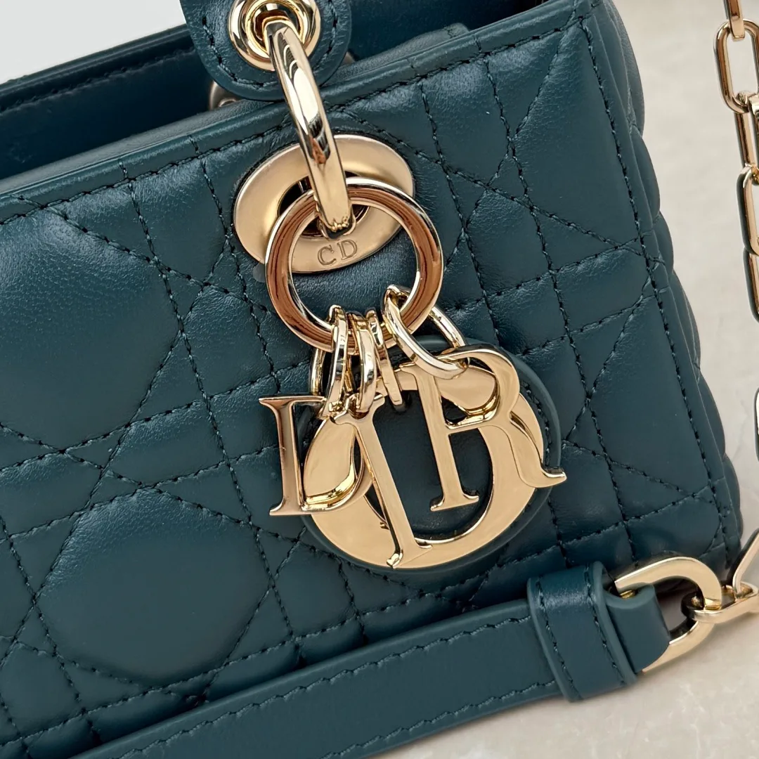 Women's Classic Handbags CHRISTIAN DIOR 18242052