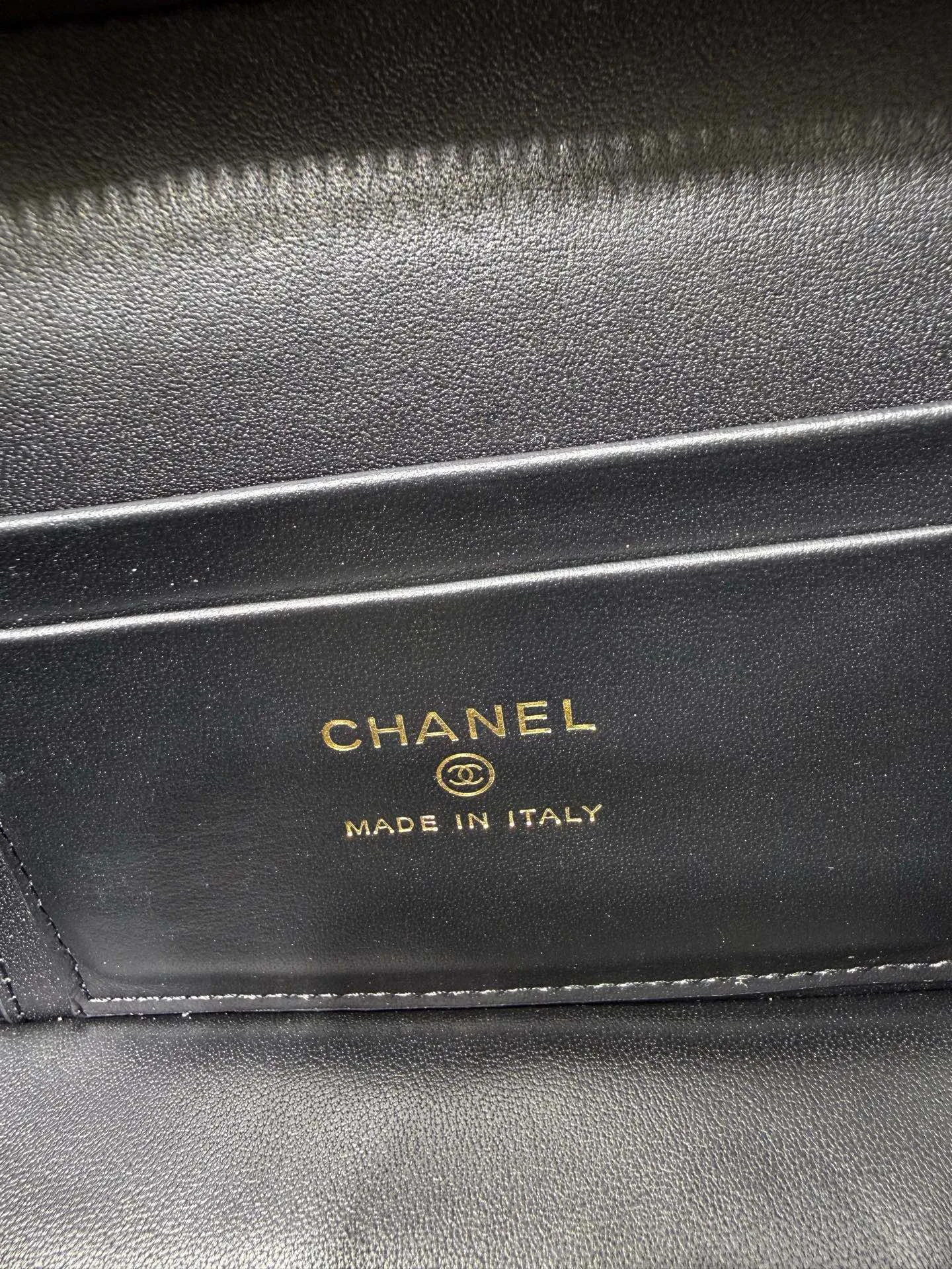 Women's Classic Handbags CHANEL 17827282