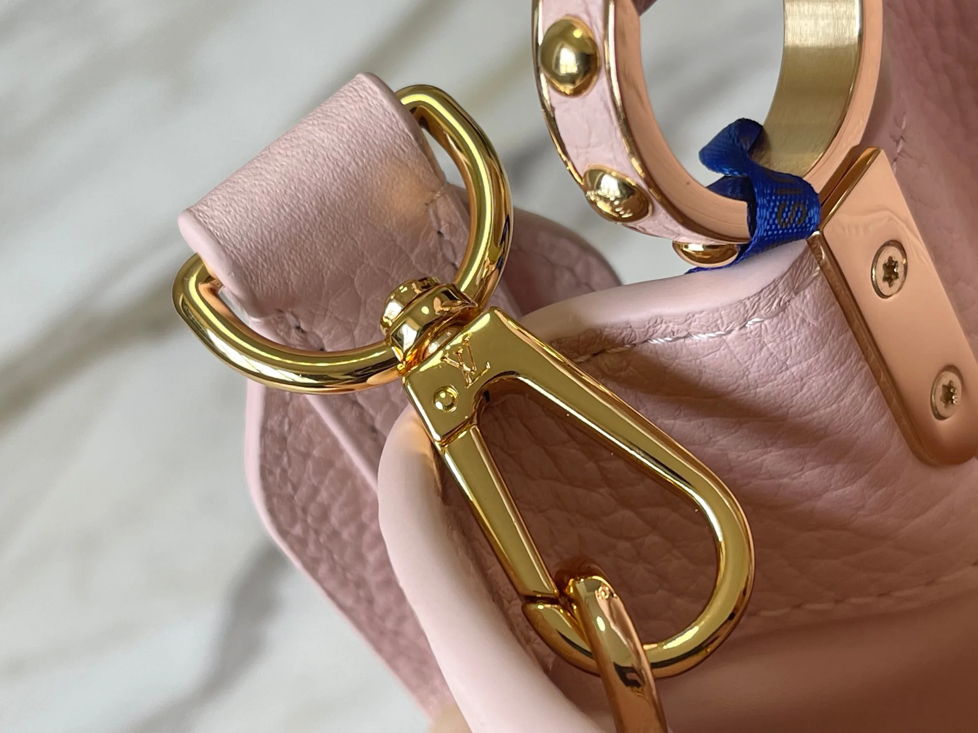 Классические Сумки Женские Louis Vuitton 18644287