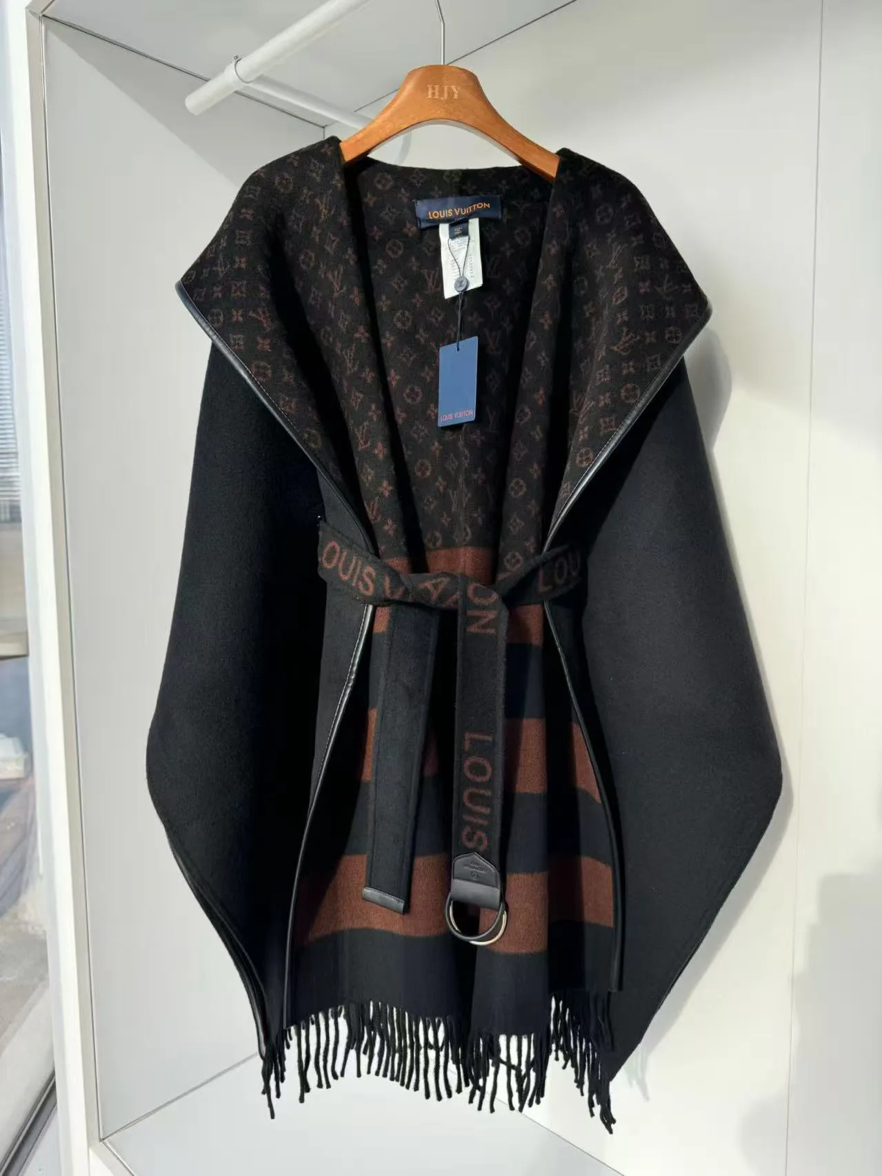 Women's Coats LOUIS VUITTON 18527296