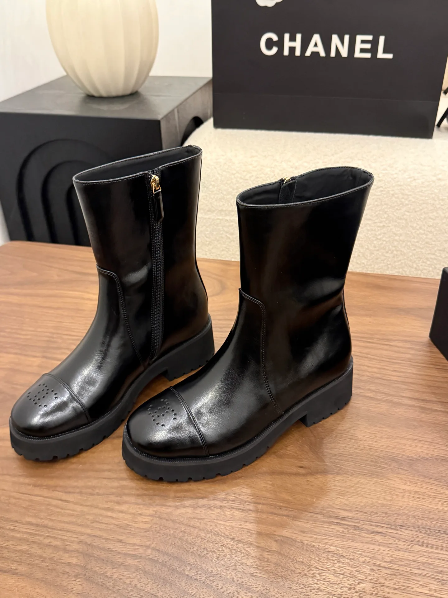 Women's Boots CHANEL 18275728