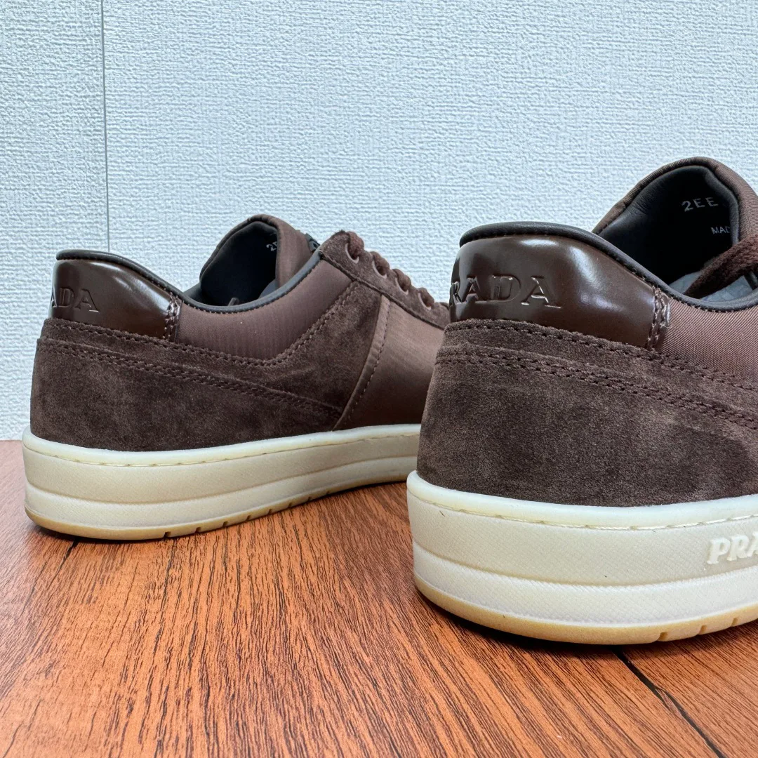 Кроссовки Мужские Prada 18633565