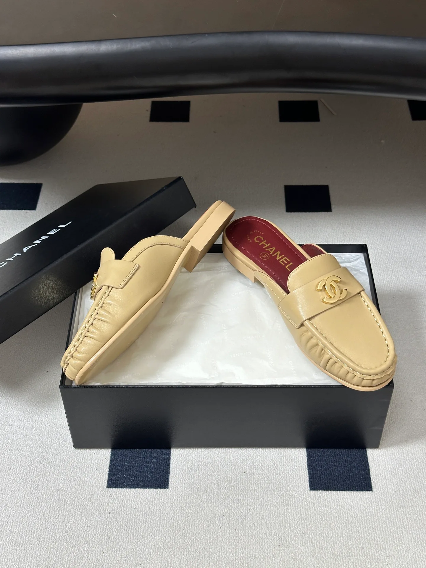 Women's Mules And Clogs CHANEL 17338456