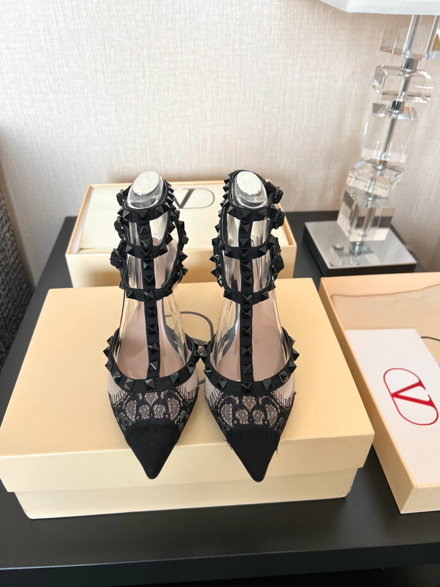 Women's Heels VALENTINO 17480163
