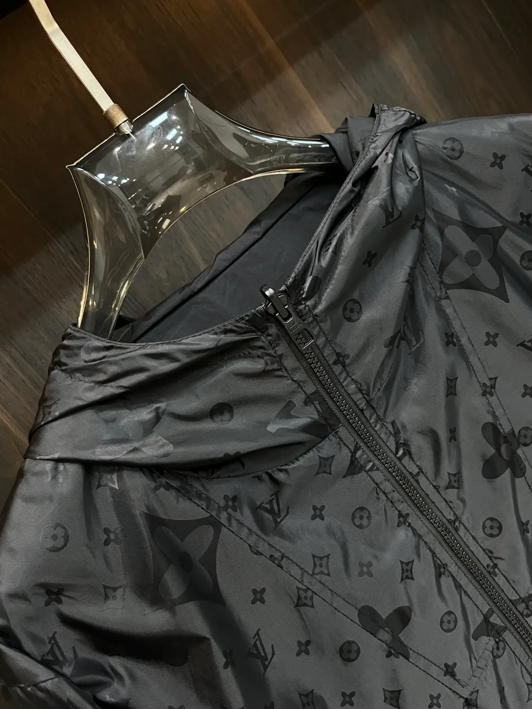 Women's Jackets And Down Jackets LOUIS VUITTON 18416700