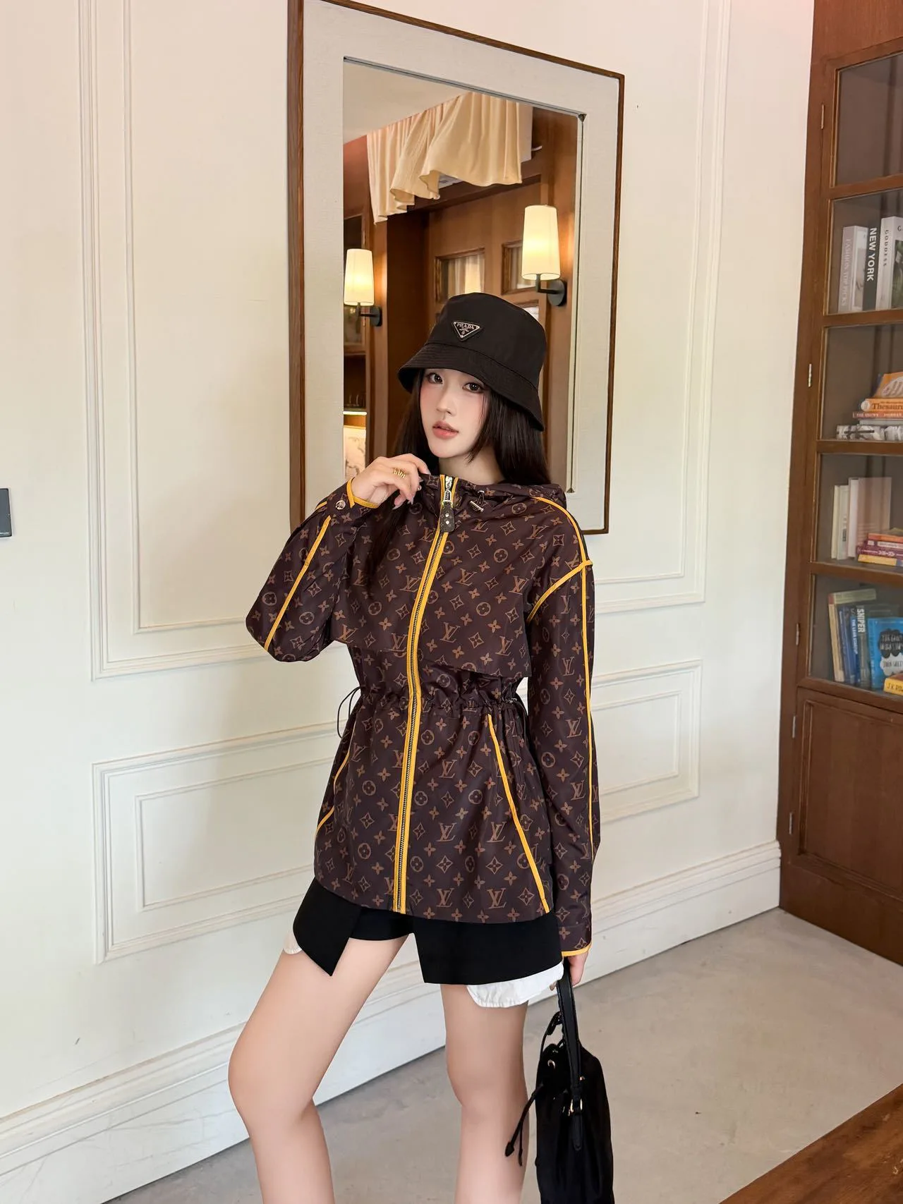 Women's Jackets And Down Jackets LOUIS VUITTON 18167406