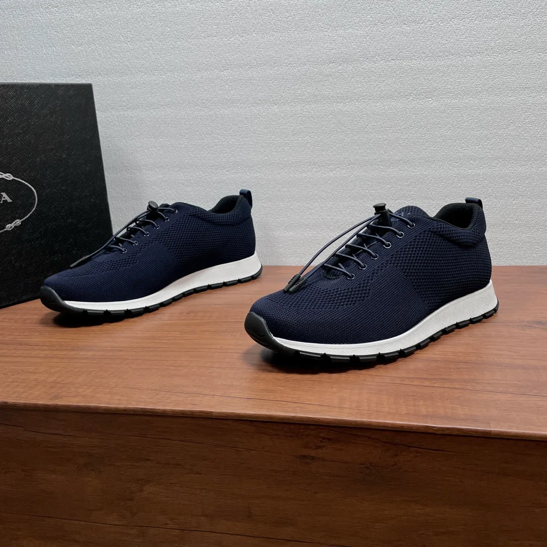 Men's Sneakers PRADA 18099898