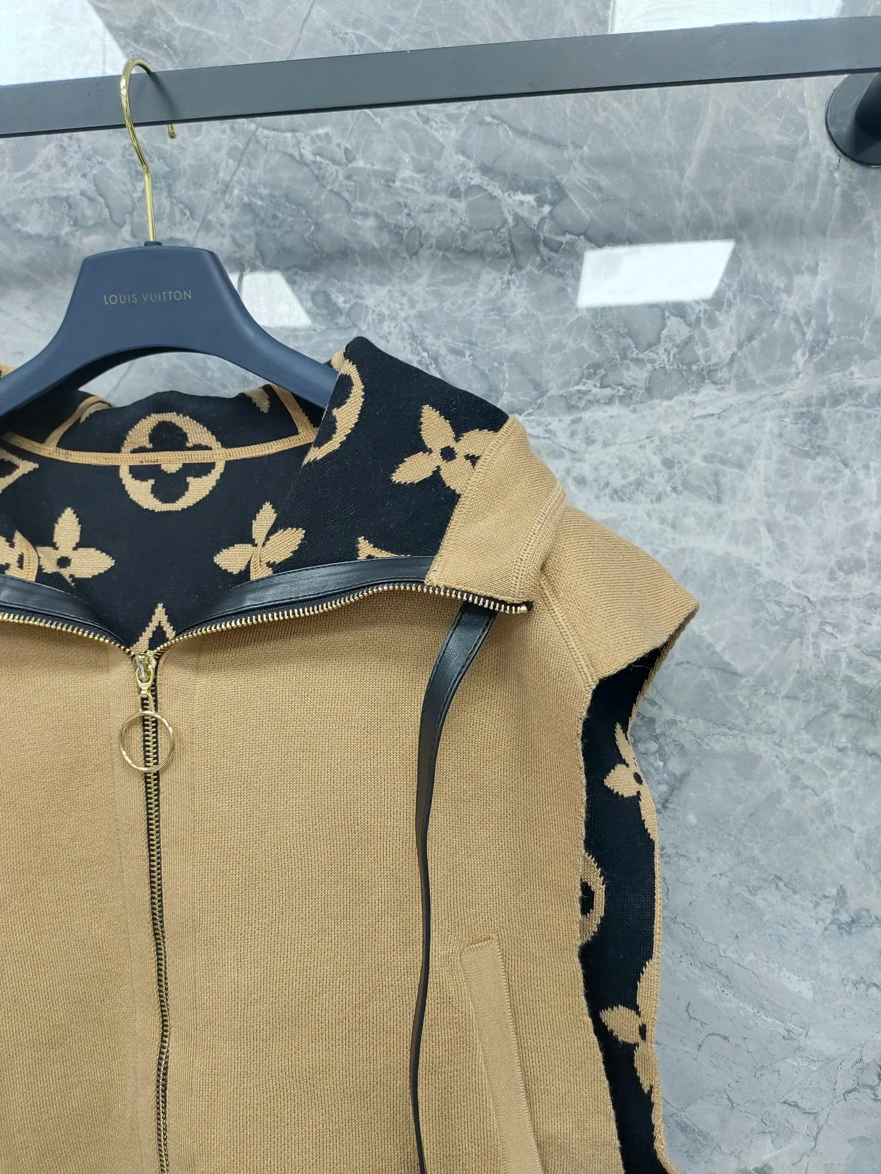 Women's Vests LOUIS VUITTON 18203434
