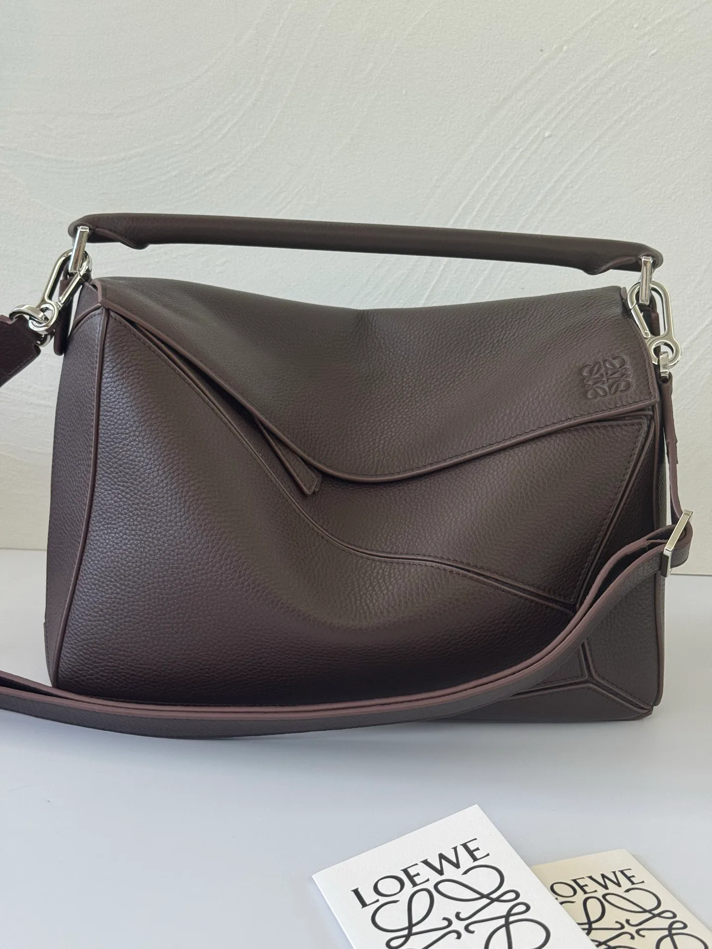 Women's Classic Handbags LOEWE 17271538