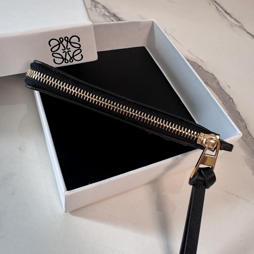Women's Clutches LOEWE 17678680