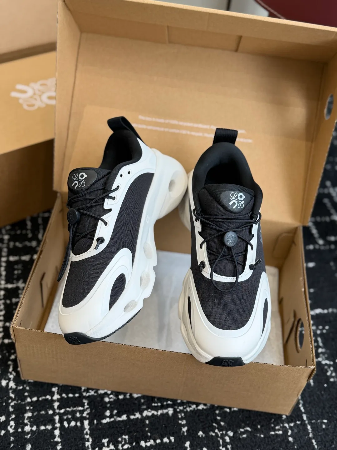 Women's Sneakers LOEWE 18139561