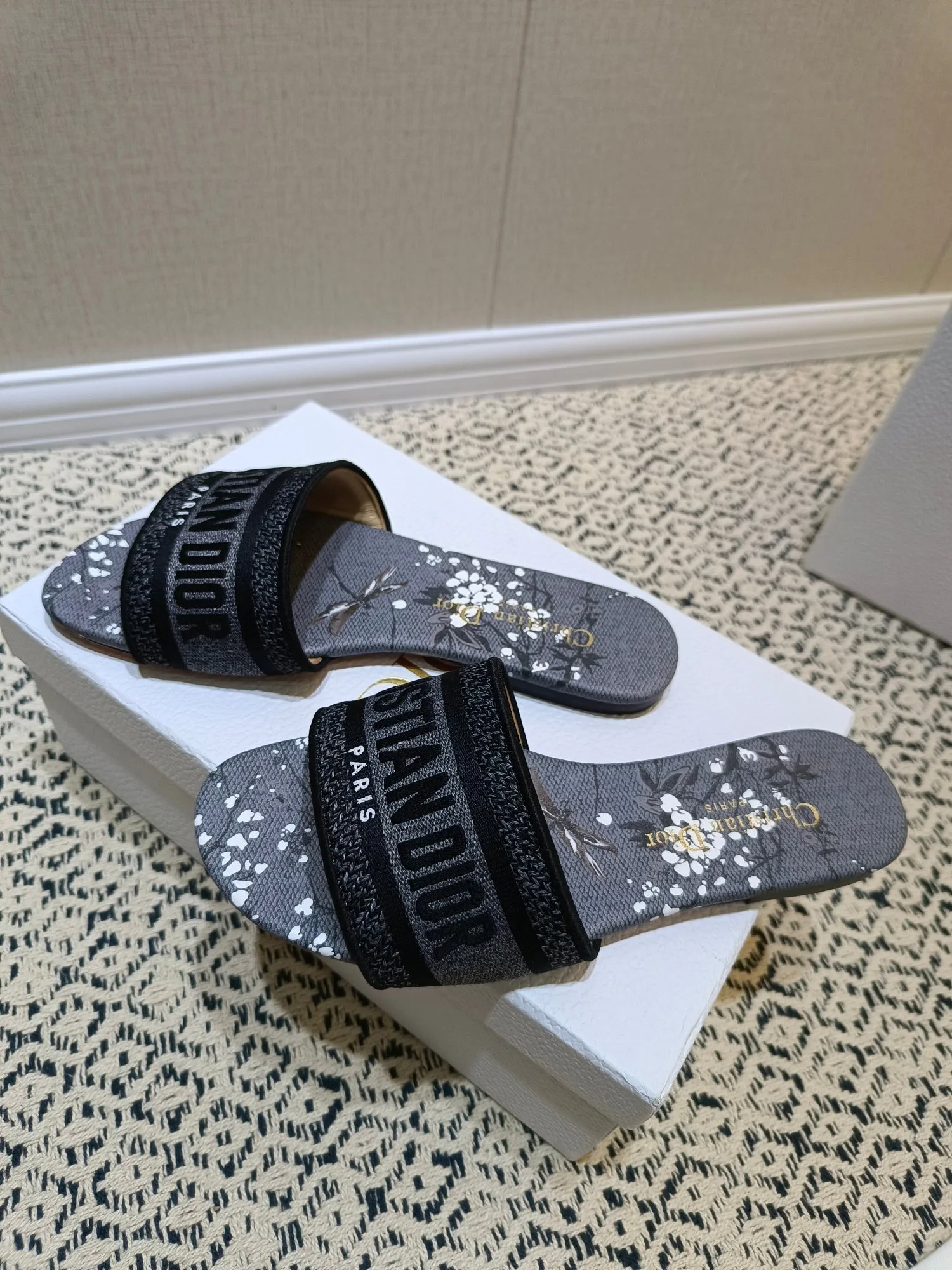 Women's Flip-Flops CHRISTIAN DIOR 17805887