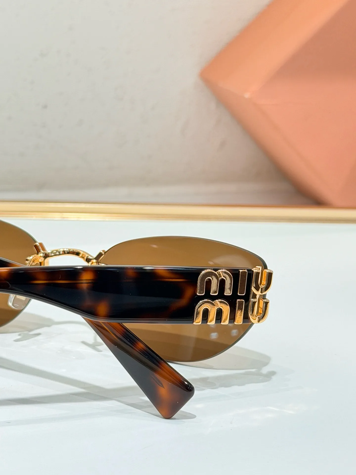 Glasses MIU MIU 18226191
