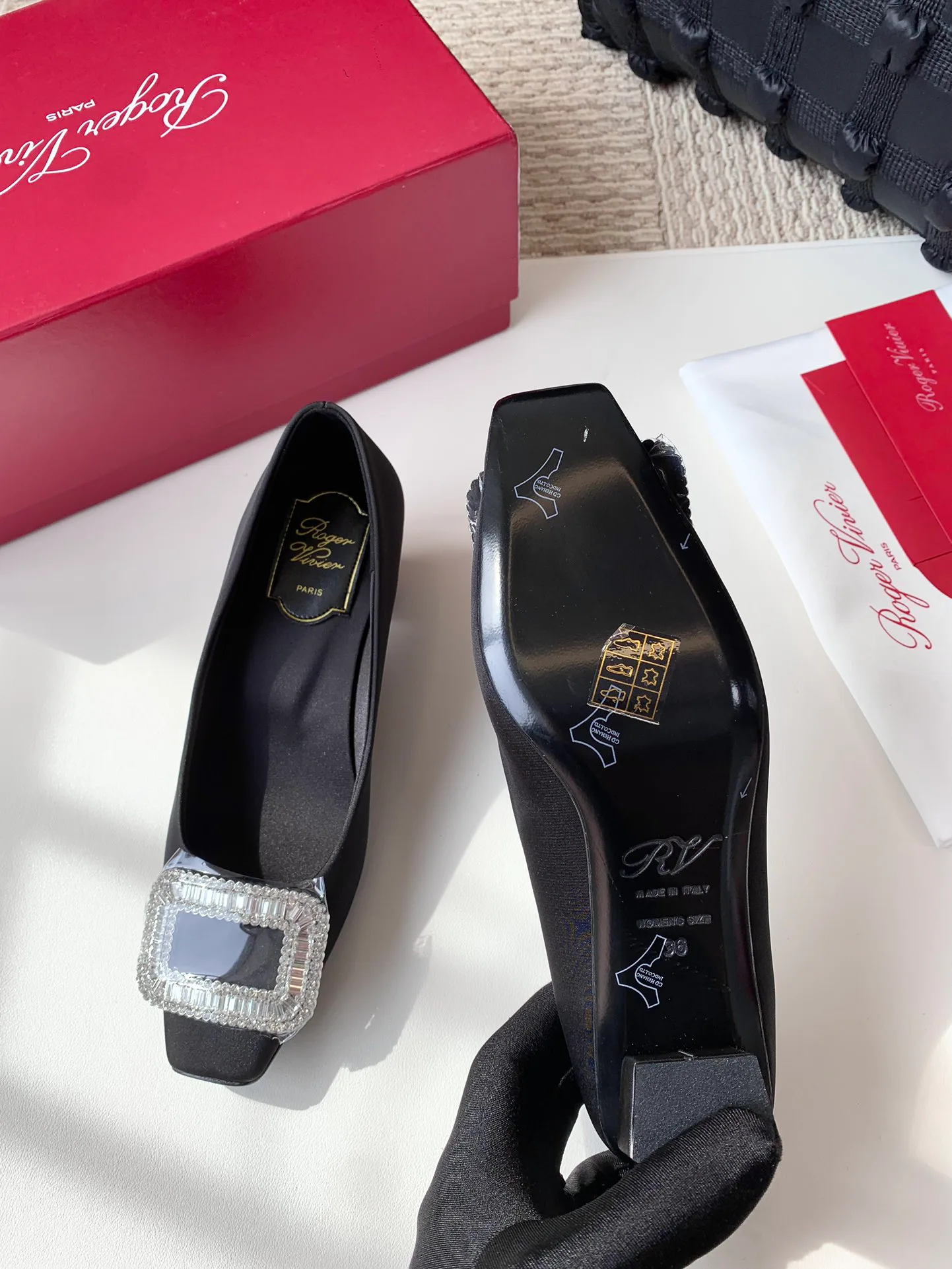 Women's Heels ROGER VIVIER 17990198