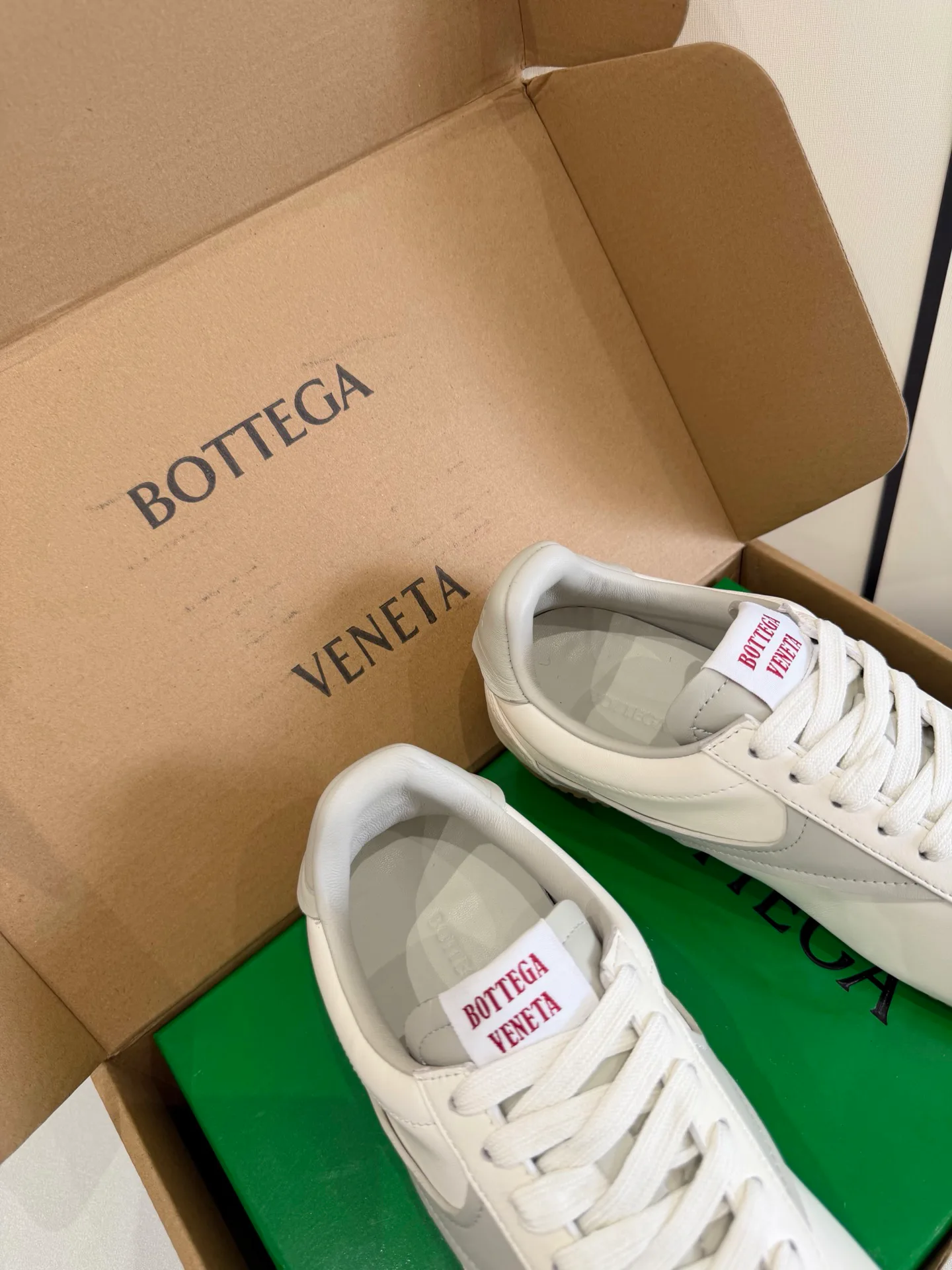 Women's Sneakers BOTTEGA VENETA 17894989