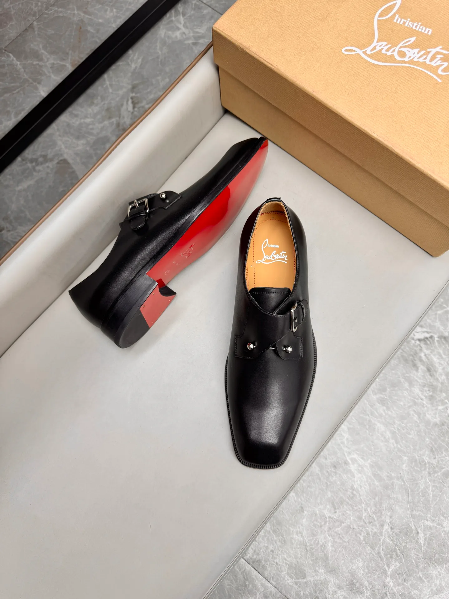Men's Loafers And Dress Shoes CHRISTIAN LOUBOUTIN 17947161