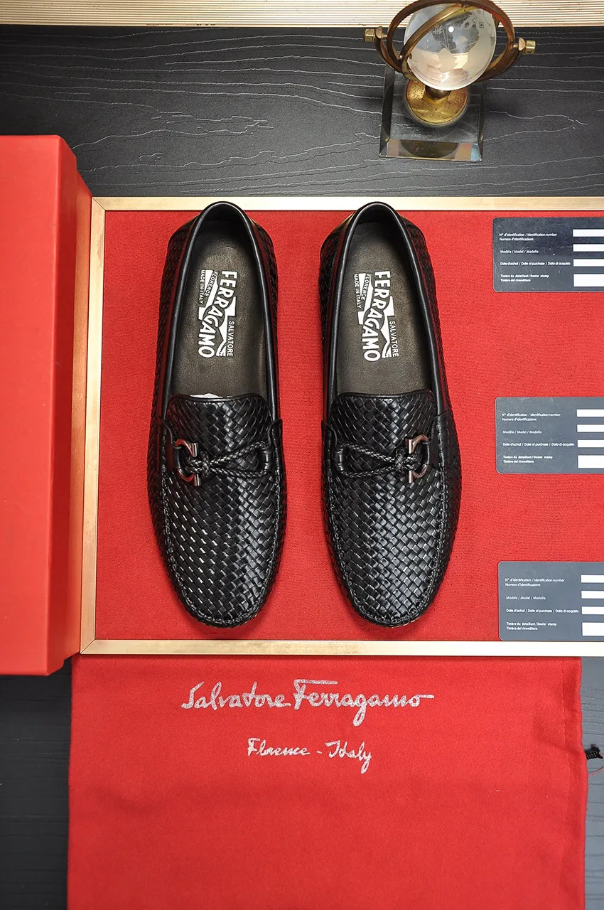 Men's Loafers And Dress Shoes SALVATORE FERRAGAMO 18262189