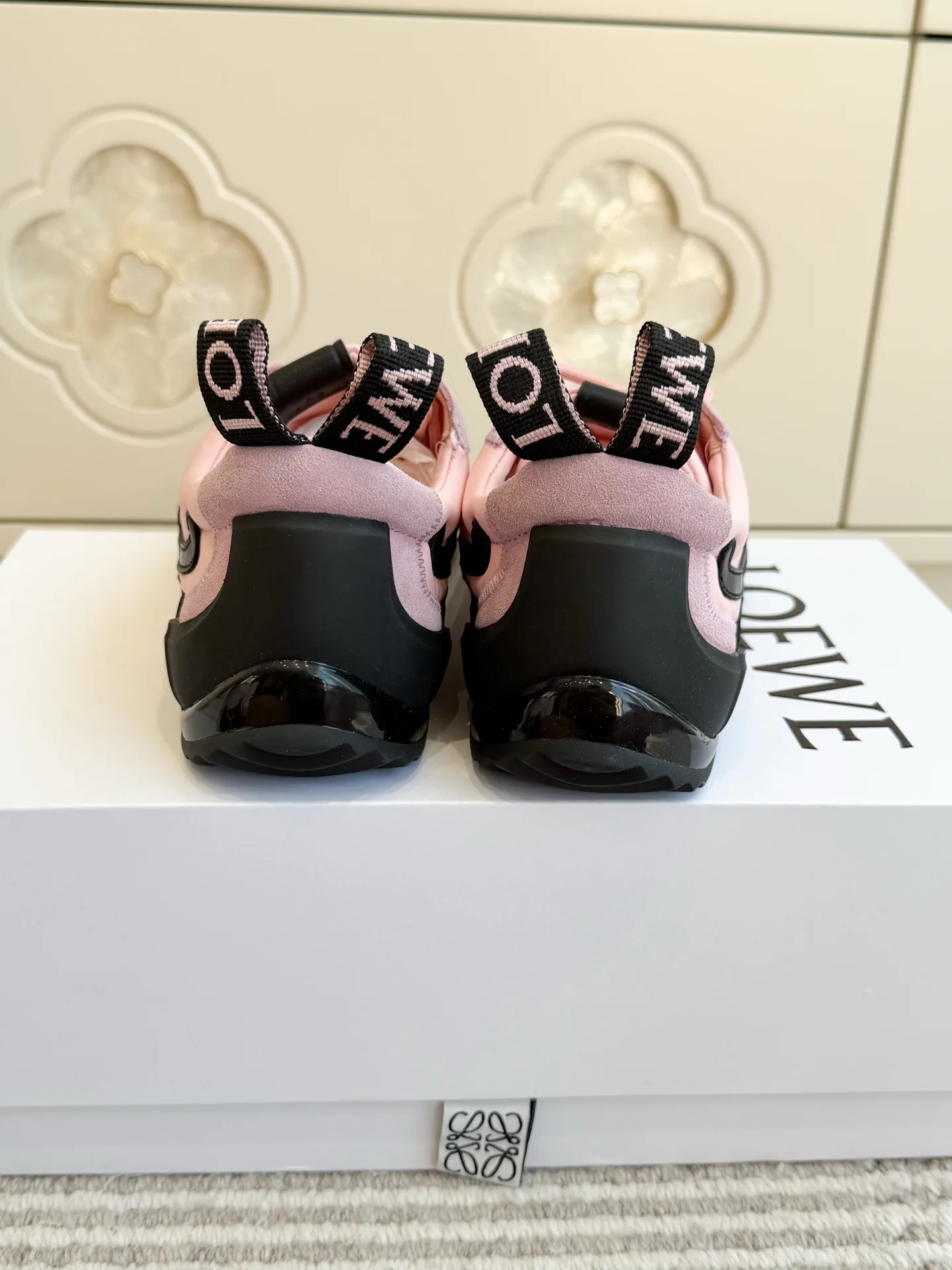 Women's Sneakers LOEWE 18275867