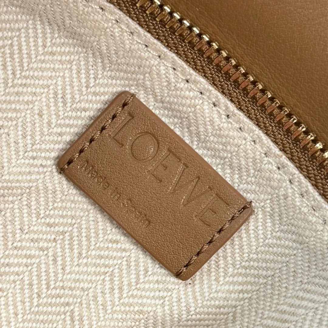 Классические Сумки Женские Loewe 18634782