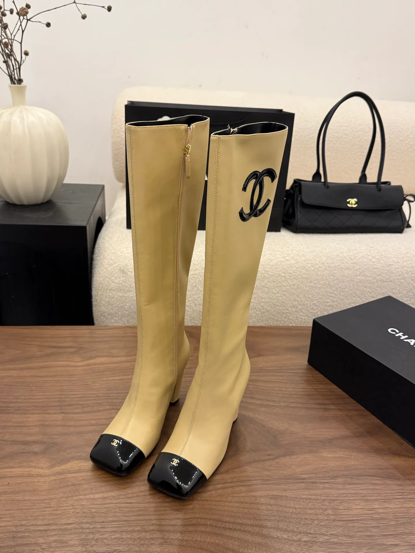 Women's Boots CHANEL 17925193